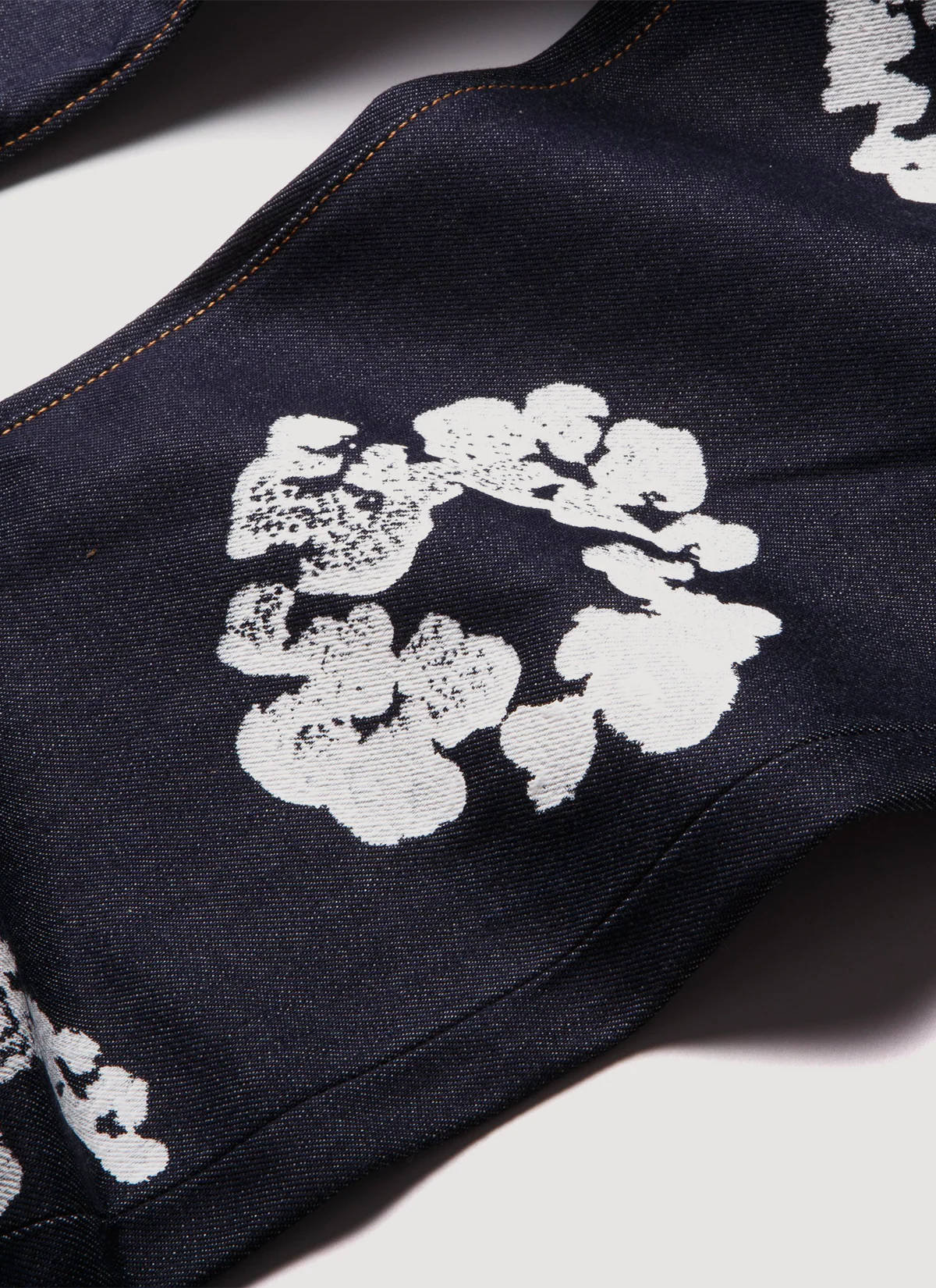 Denim Tears Cotton Wreath Jeans Selvedge - Image 3