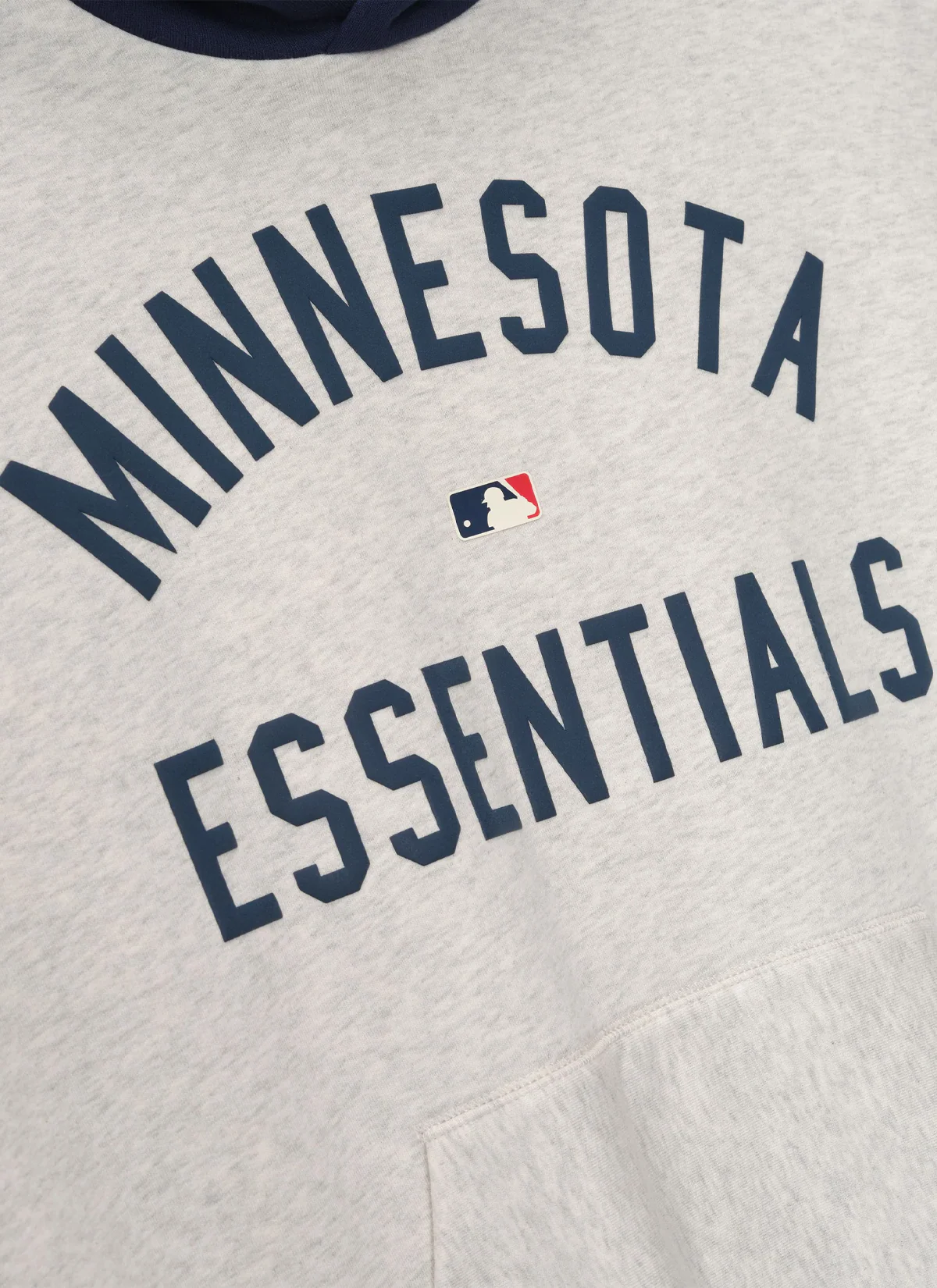 Essentials MLB Twins Sport Sweatshirt Oatmeal Heather - Image 3