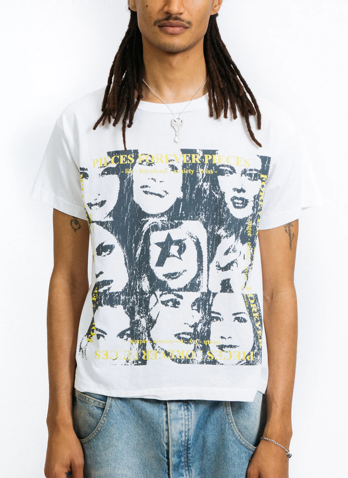 Pieces Faces Tee Bone - Image 4